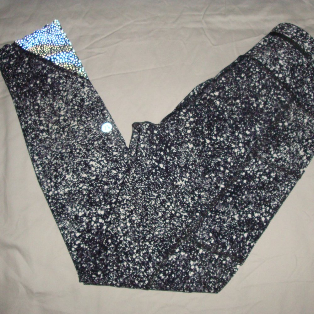 Lululemon Tight Stuff Tights, Size 4 Reflective